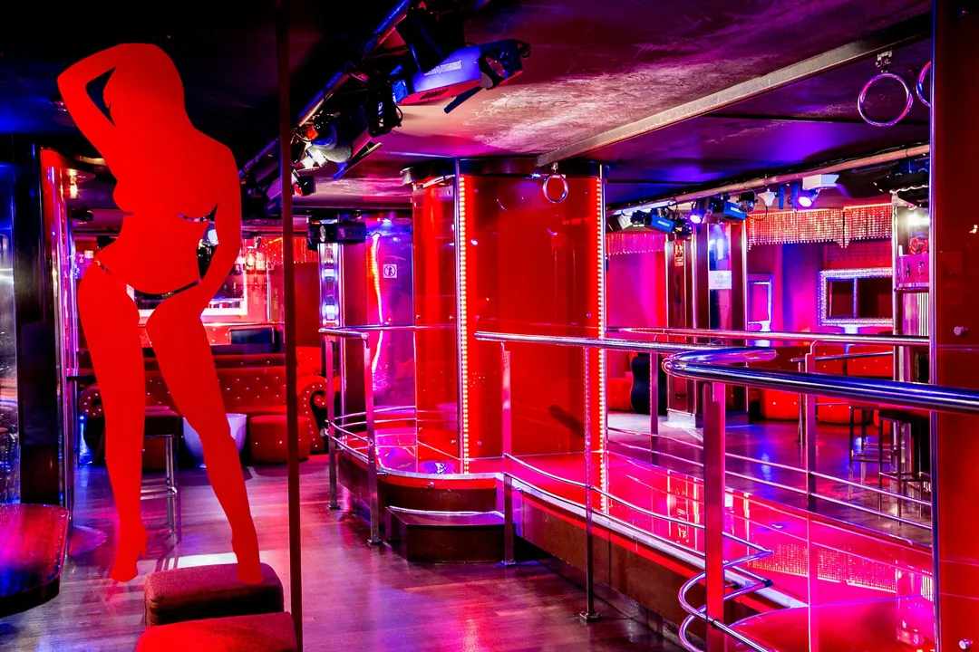 The Underground World of Strip Clubs in Dubai: A Hidden Gem